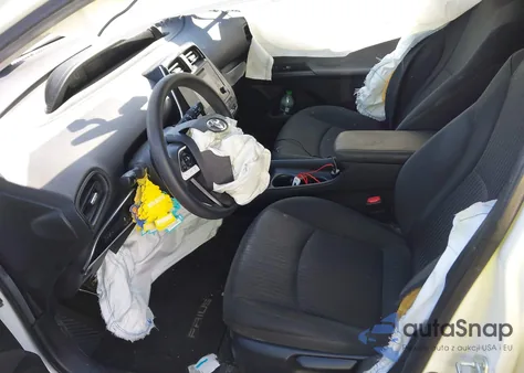 2016 Toyota Prius Two z USA, uszkodzony, nr VIN JTDKBRFU6G3011417